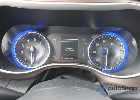 2017 Chrysler Pacifica Touring-L из США, поврежденный, VIN 2C4RC1BG6HR564428